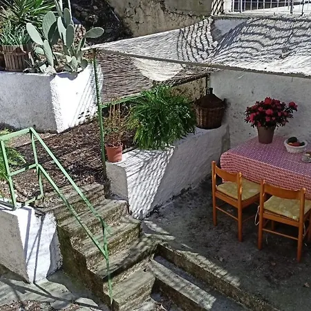 Elf House Apartamento *